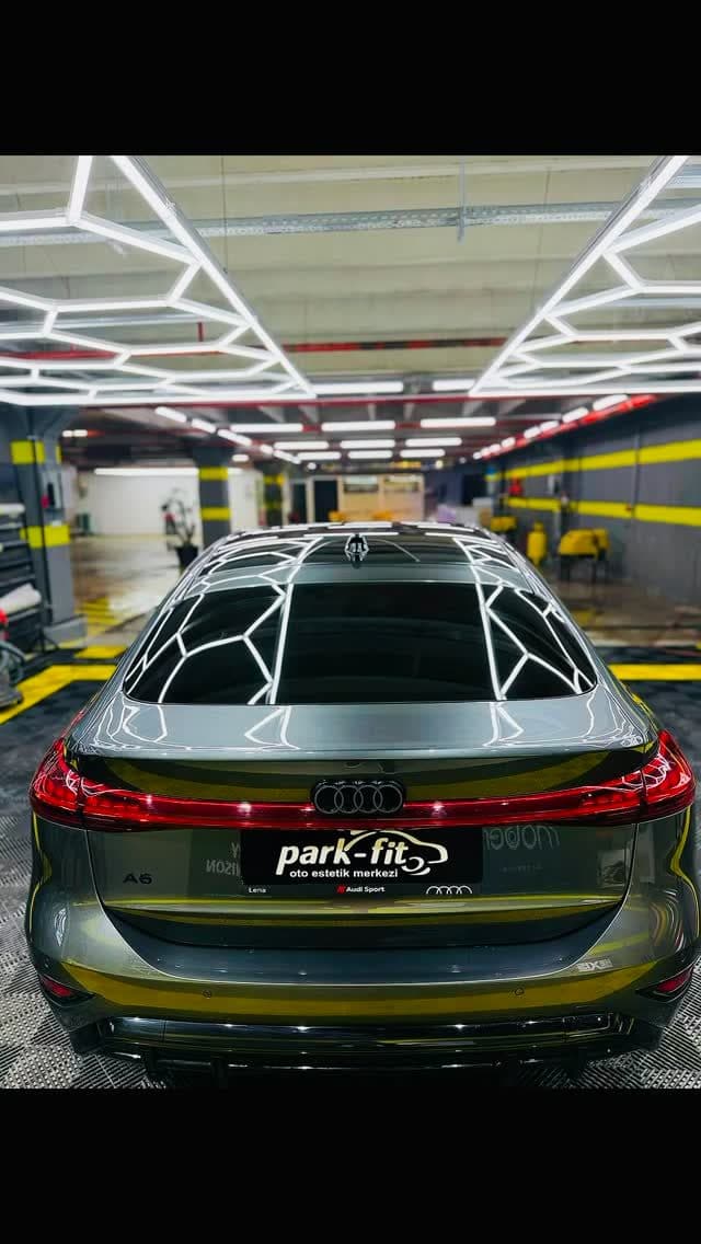 Parlatma sonrası Audi e-tron GT